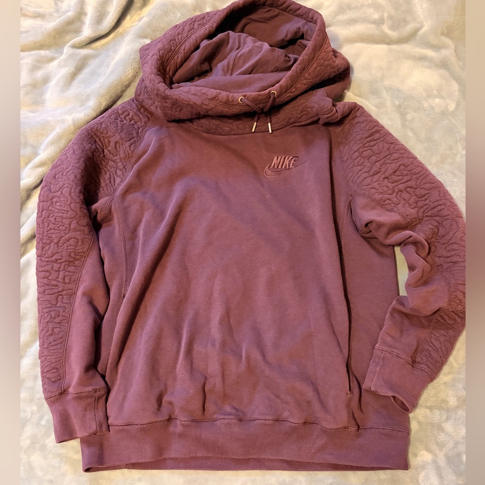 Nike quilted Plum Textured Hoodie